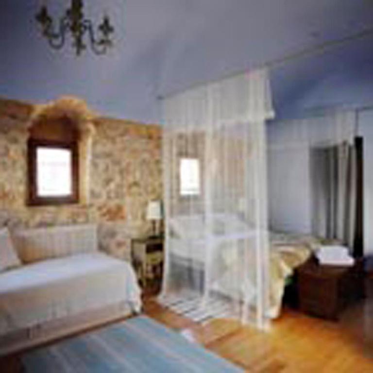 Traditional Hotel Ianthe Vessa Екстер'єр фото