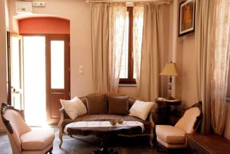 Traditional Hotel Ianthe Vessa Екстер'єр фото