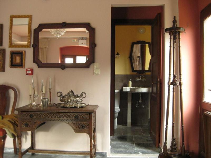 Traditional Hotel Ianthe Vessa Екстер'єр фото