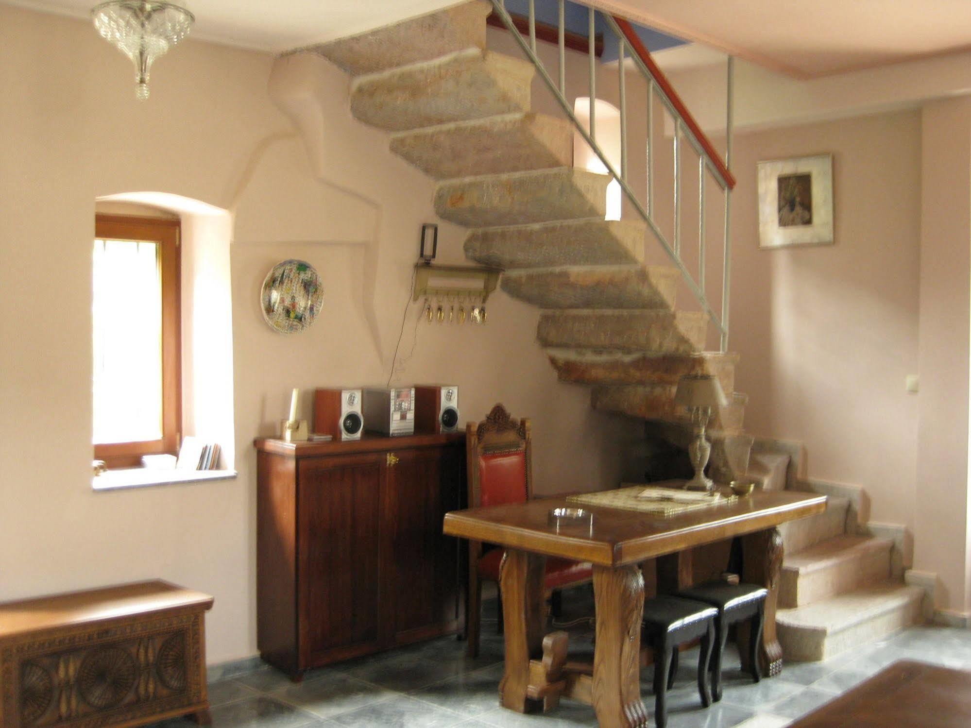 Traditional Hotel Ianthe Vessa Екстер'єр фото