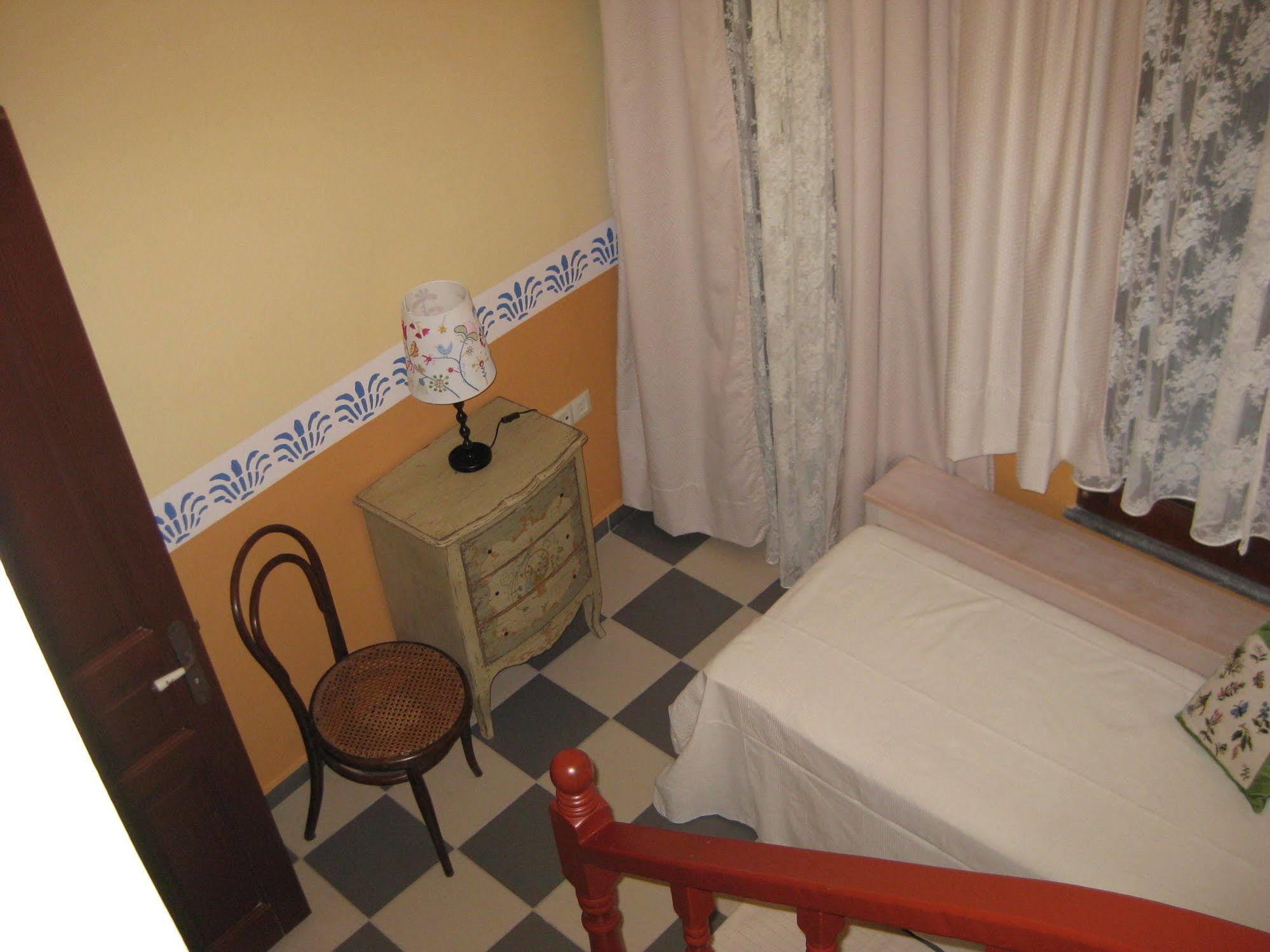 Traditional Hotel Ianthe Vessa Екстер'єр фото